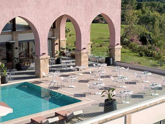 Boutique 5 Hotel & Spa