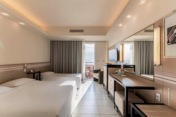 Esperides Beach - Wohnbeispiel Doppelzimmer Superior Meerblick (Zimmercodierung DSM)