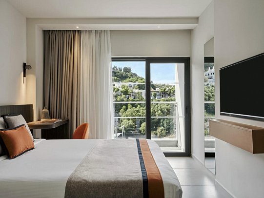 Esperides Beach Resort - Family Concept - Wohnbeispiel Doppelzimmer Landblick (Zimmercodierungen DBL & DC1)