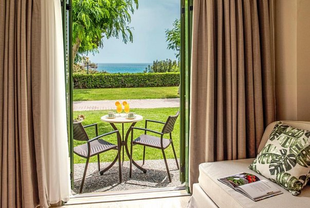 Mitsis Rodos Maris - Wohnbeispiel Bungalow Meeresfront (Zimmercodierung BBO)