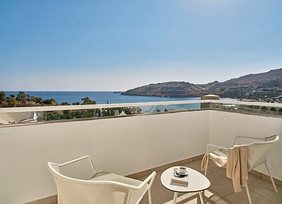 Lindos Village Resort & Spa - Wohnbeispiel Juniorsuite Meerblick (Zimmercodierung J1M)