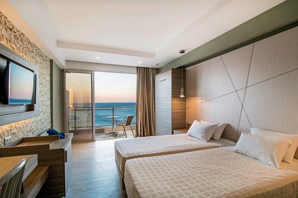 Pegasos Deluxe Beach Hotel - Wohnbeispiel Doppelzimmer Superior Meerblick (Zimmercodierung DSM)