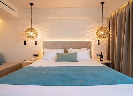 Pegasos Deluxe Beach Hotel - Wohnbeispiel Doppelzimmer Executive Meerblick (Zimmercodierung DTM)