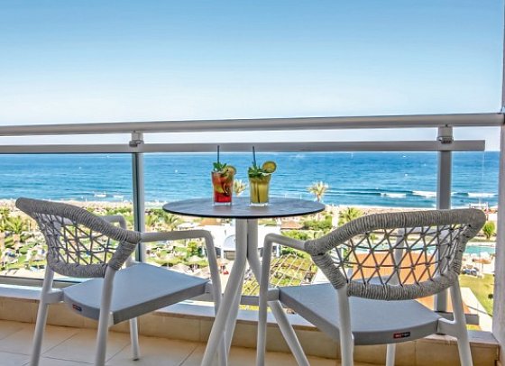 Pegasos Deluxe Beach Hotel - Wohnbeispiel Doppelzimmer Executive Meerblick (Zimmercodierung DTM)