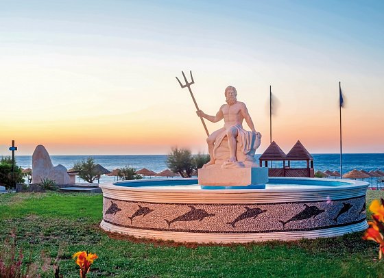 Pegasos Deluxe Beach Hotel