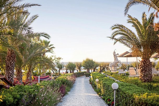 Pegasos Deluxe Beach Hotel