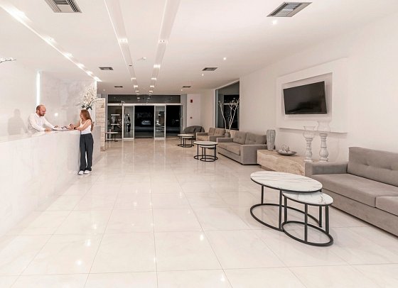 Pefkos Breeze Family Resort & Spa