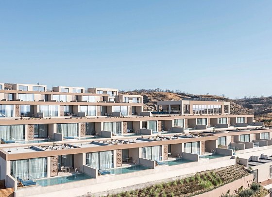 Este Elegant Suites & Villas