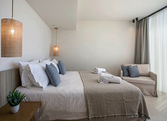 Este Elegant Suites & Villas - Wohnbeispiel Juniorsuite Privatpool (Zimmercodierung J1R)