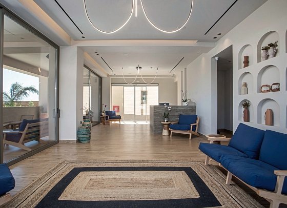 Este Elegant Suites & Villas