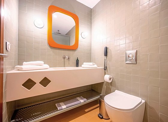 Orion Hotel - Wohnbeispiel Queen Doppelzimmer (Zimmercodierungen DB1 & DB2)