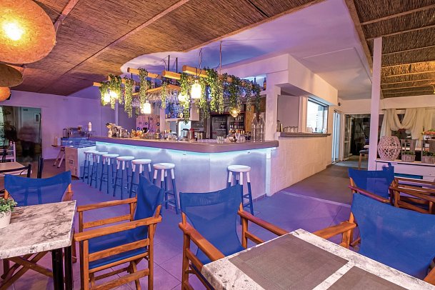 Tinas Plus Hotel