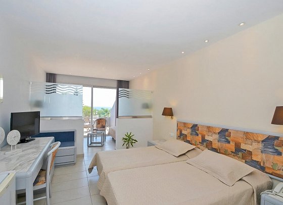 Olympos Beach - Wohnbeispiel Familienzimmer Superior Meerblick (Zimmercodierung FSM)