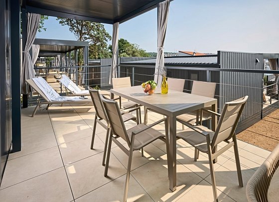 Aminess Style Camping Atea Glamping & Holiday Homes - Wohnbeispiel Premium Holiday Home (Zimmercodierung CM1)