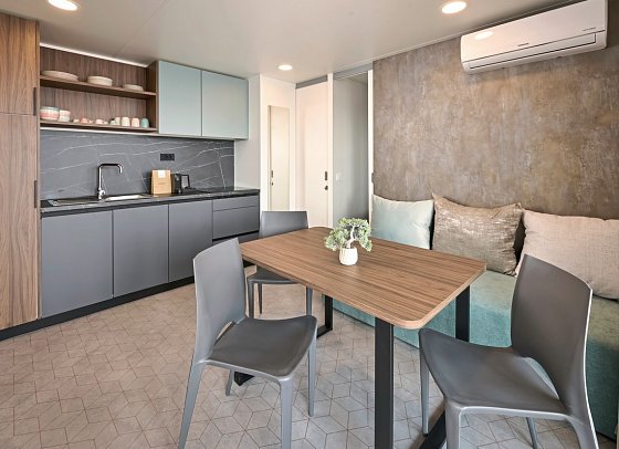 Aminess Style Camping Atea Glamping & Holiday Homes - Wohnbeispiel Premium Holiday Home (Zimmercodierung CM1)
