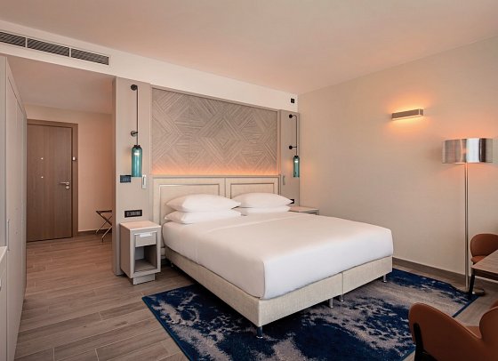 Hilton Rijeka Costabella Beach Resort & Spa - Wohnbeispiel Doppelzimmer Deluxe King oder Twin (Zimmercodierung DD1)
