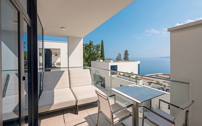 Hilton Rijeka Costabella Beach Resort & Spa - Wohnbeispiel Suite Deluxe 1 Schlafzimmer (Zimmercodierung WD1)