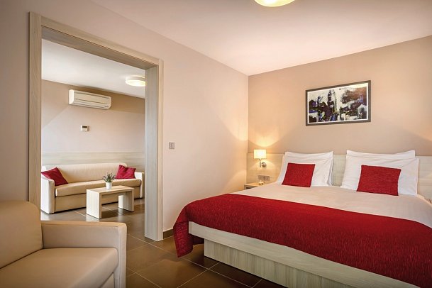 San Marino Resort Lopar Hotel - Wohnbeispiel Juniorsuite für 2 plus 3 (Zimmercodierung JB1)
