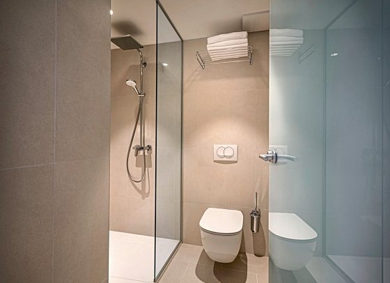 Valamar Carolina Hotel & Villas - Beispiel Bad Zimmer für 2 Meerseite (Zimmercodierungen DBC, DBM & TSC)