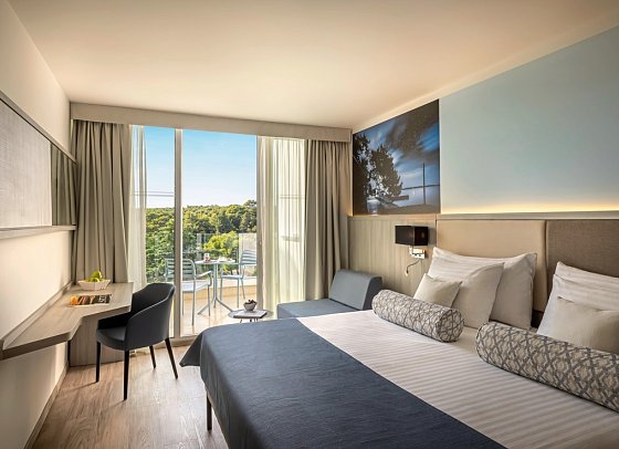 Valamar Carolina Hotel & Villas - Wohnbeispiel Zimmer für 2 plus 1 Meerseite (Zimmercodierung TSC)