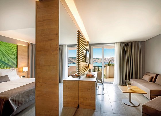 San Marino Resort Plaza Hotel - Wohnbeispiel Suite für 2 plus 3 (Zimmercodierung JBG)