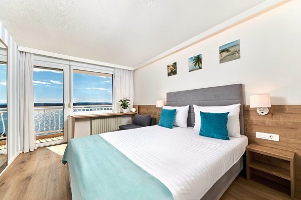 Mediteran Hotel by Aminess - Wohnbeispiel Doppelzimmer Superior Meerblick (Zimmercodierung DSM)