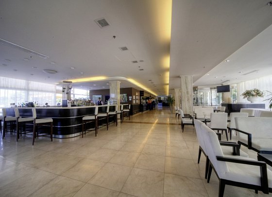 Aurora - Bar