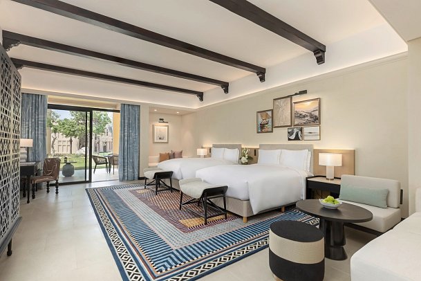 Sofitel Al Hamra Beach Resort - Wohnbeispiel Luxury Two Queens Room with Garden View (Zimmercodierung UU2)