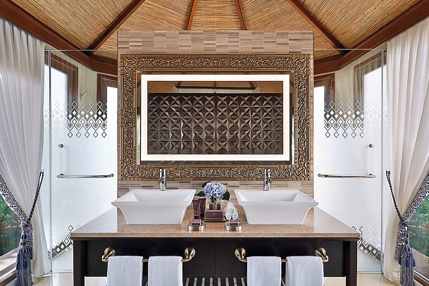 The Ritz-Carlton Ras Al Khaimah, Al Hamra Beach - Beispiel Bad