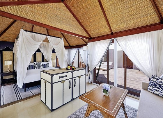 The Ritz-Carlton Ras Al Khaimah, Al Hamra Beach - Wohnbeispiel Al Bahar Tented Beach Pool Villa (Zimmercodierung VB1)