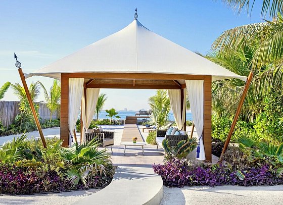 The Ritz-Carlton Ras Al Khaimah, Al Hamra Beach - Wohnbeispiel Al Shamal Ocean View Pool Villa (Zimmercodierung VB3)