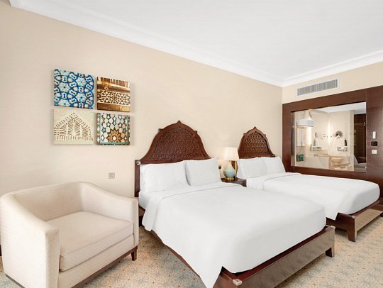 Rixos Al Mairid Ras Al Khaimah - Wohnbeispiel Family Room (Zimmercodierungen DB2, DB4, DB5, DB7 & DB8)