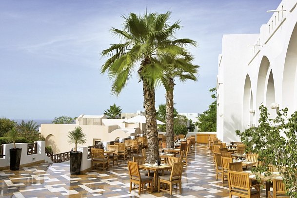 The Cove Rotana Resort - 