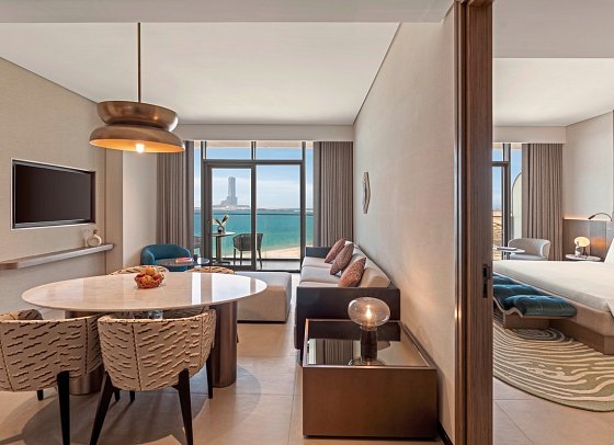 SO/ Ras Al Khaimah - Wohnbeispiel One Bedroom Collection Corner Suite (Zimmercodierung WB1)