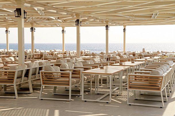 Sirena Beach Resort & Spa