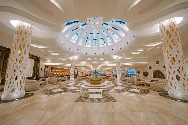 Sirena Beach Resort & Spa