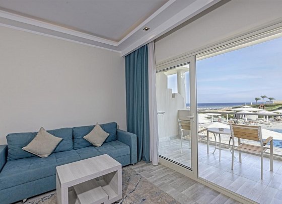 Sirena Beach Resort & Spa - Wohnbeispiel Doppelzimmer Premium Meeresfront (Zimmercodierung DMO)