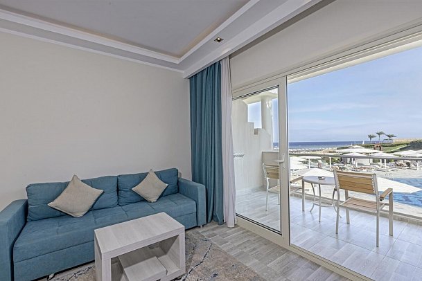 Sirena Beach Resort & Spa - Wohnbeispiel Doppelzimmer Premium Meeresfront (Zimmercodierung DMO)