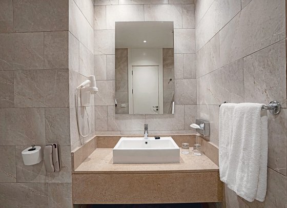 Sentido Reef Oasis Suakin Resort - Beispiel Bad Doppelzimmer Superior (Zimmercodierungen DS1 & DC2)