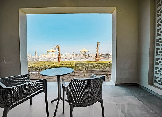 Sentido Reef Oasis Suakin Resort - Beispiel Balkon Familienzimmer (Zimmercodierung FB1)