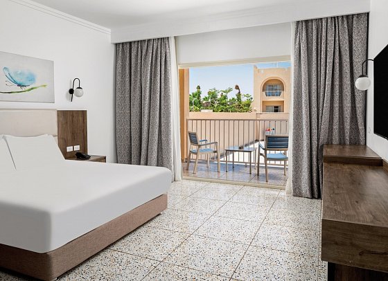 Pickalbatros Vita Resort - Wohnbeispiel Familienzimmer Deluxe Gartenblick (Zimmercodierung FDG)