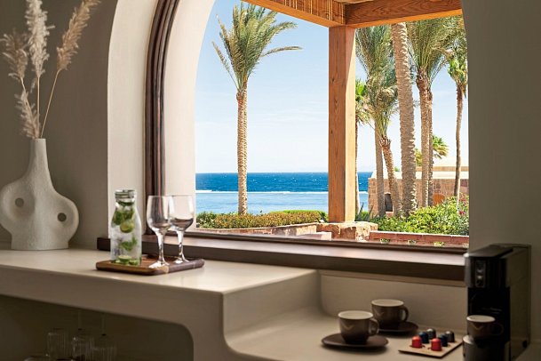 Mövenpick Resort El Quseir - Wohnbeispiel Doppelzimmer Standard Meerblick (Zimmercodierungen DGM, D5M & DC5)
