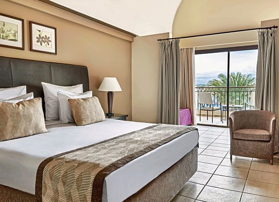 JAZ Lamaya Resort - Wohnbeispiel Familienzimmer Meerblick (Zimmercodierung FBM)