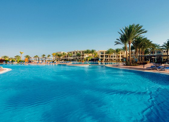JAZ Lamaya Resort