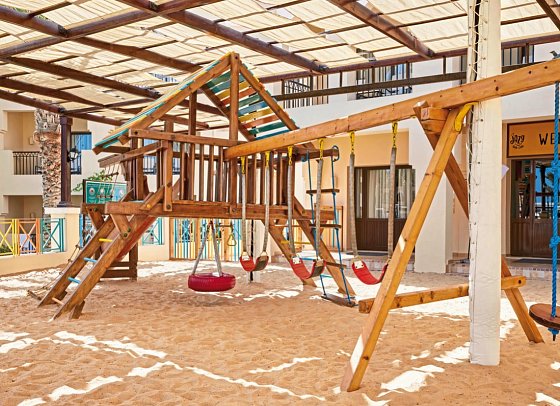JAZ Lamaya Resort