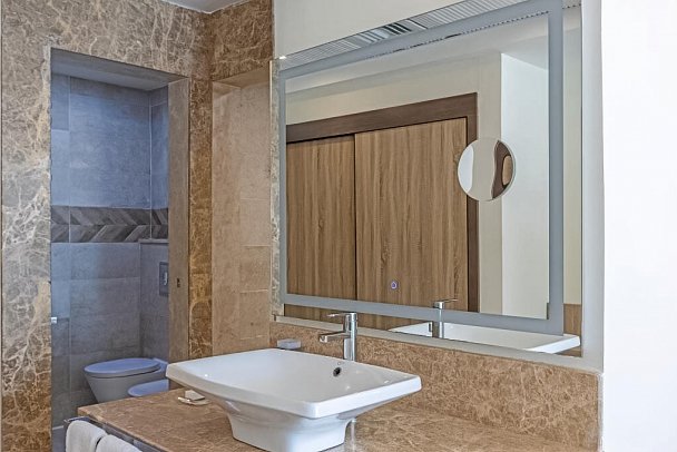 Fantazia Resort - Beispiel Bad Doppelzimmer Diamond Meerblick (Zimmercodierung DD1)