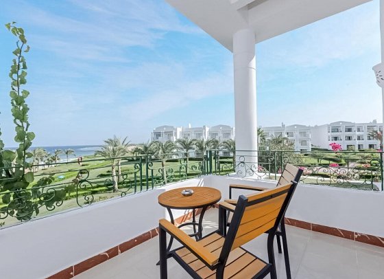 Fantazia Resort - Beispiel Balkon Doppelzimmer Standard Meerblick (Zimmercodierungen DGM & DCM)