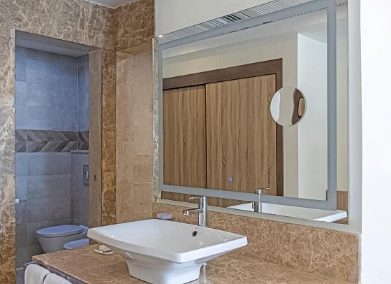 Fantazia Resort - Beispiel Bad Diamond Room (Zimmercodierungen DD1 & DUM)