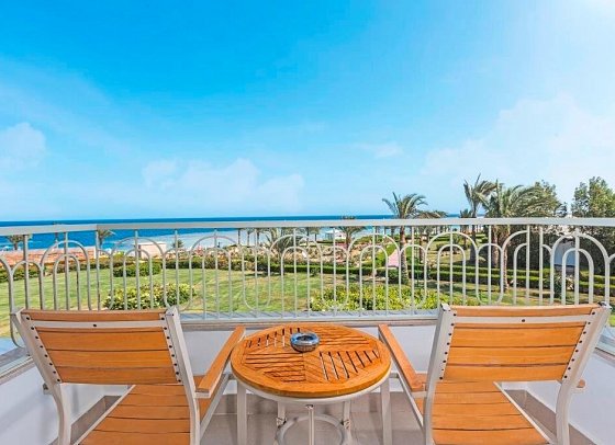 Fantazia Resort - Beispiel Balkon Doppelzimmer Superior Meerblick (Zimmercodierung DSM)