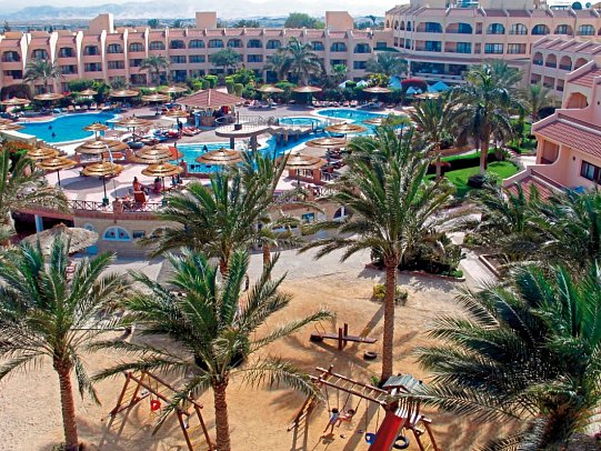 Flamenco Beach & Resort